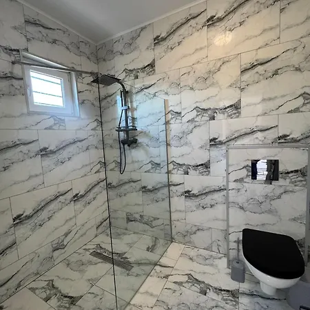 Semesterbostad Ionela *
